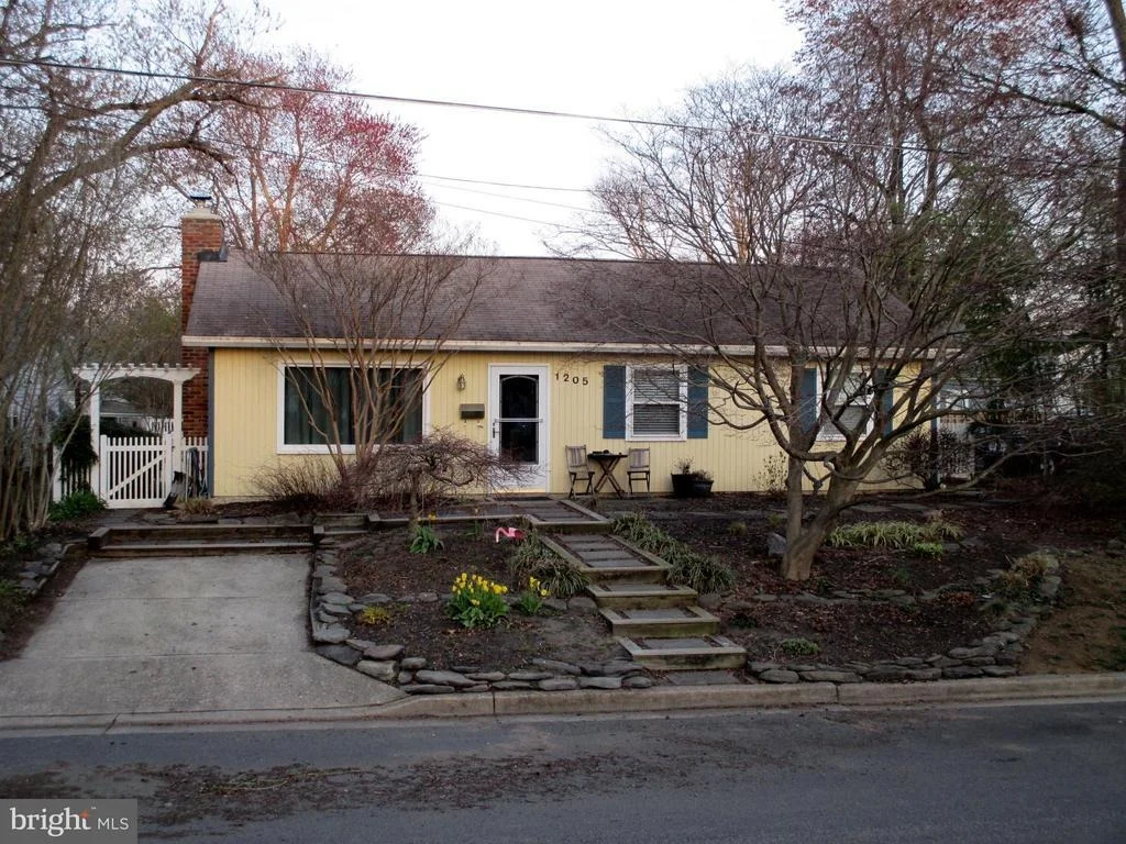 Photo of 1205 GRANT STREET