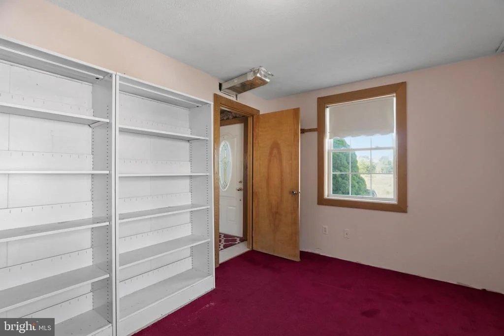 Photo of 2974 MARTINSBURG