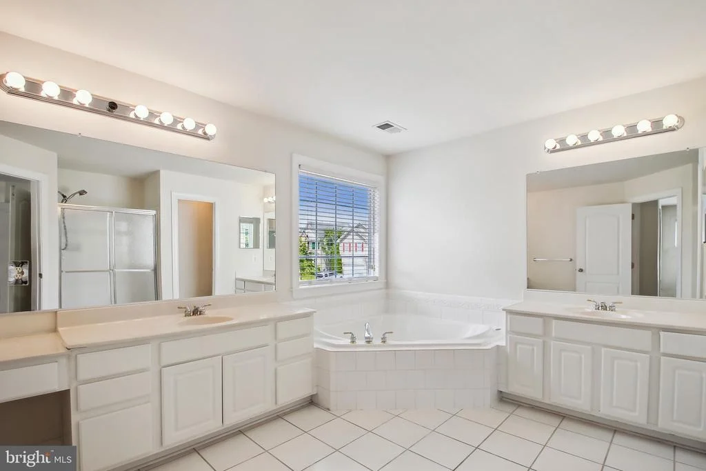 Photo of 1232 COLONIAL PARK DRIVE