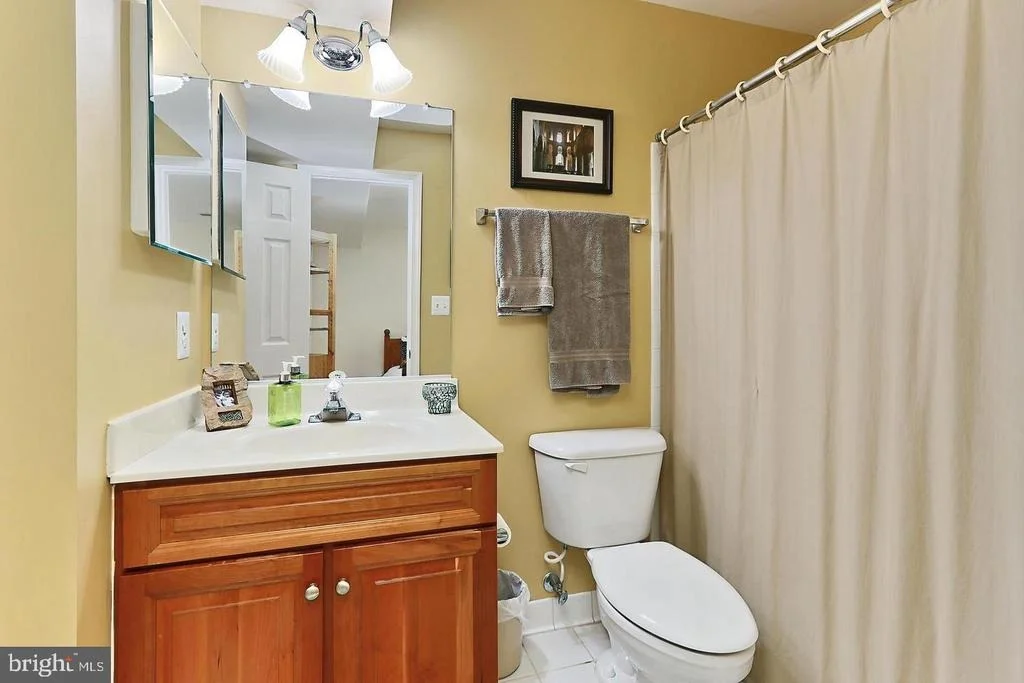 Photo of 5749 YEWING WAY