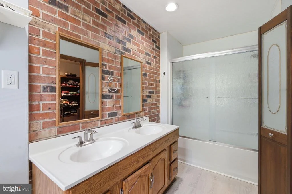 Photo of 14 BOWFIN DRIVE