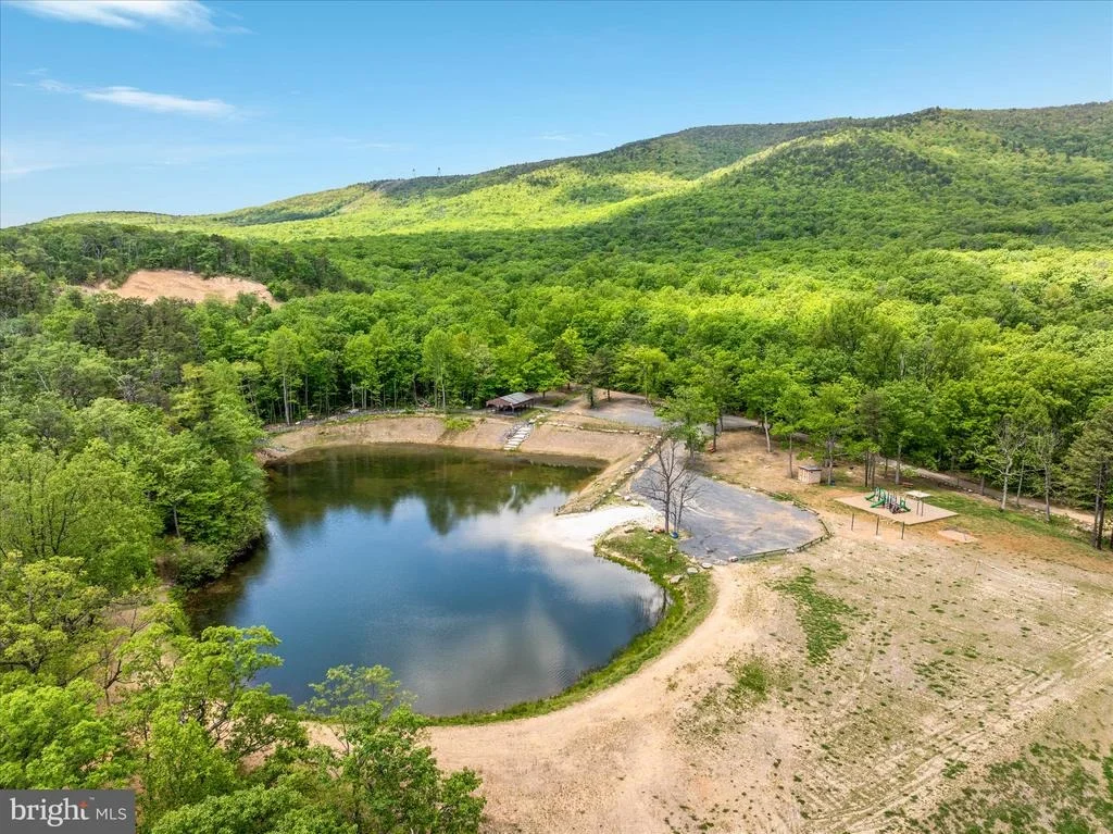 Photo of 617 FOX TRAIL
