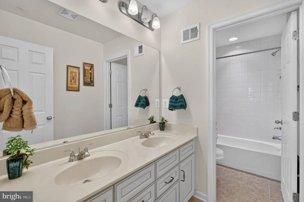 Photo of 1024 BRIGGS CHANEY ROAD
