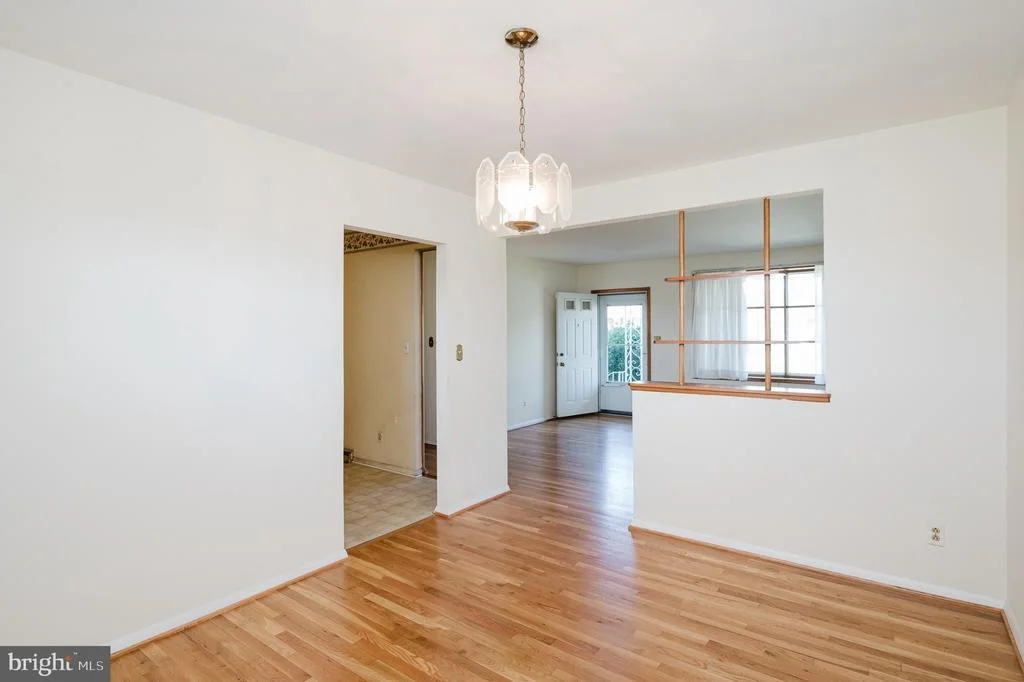 Photo of 7345 MANCHESTER ROAD