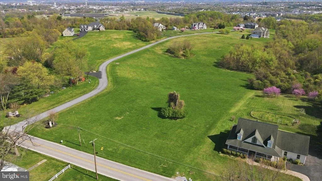 Photo of 7523 OLD RECEIVER ROAD