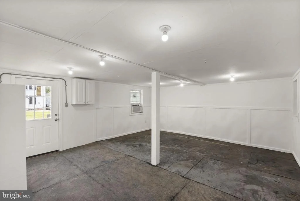 Photo of 20596 AIRMONT ROAD