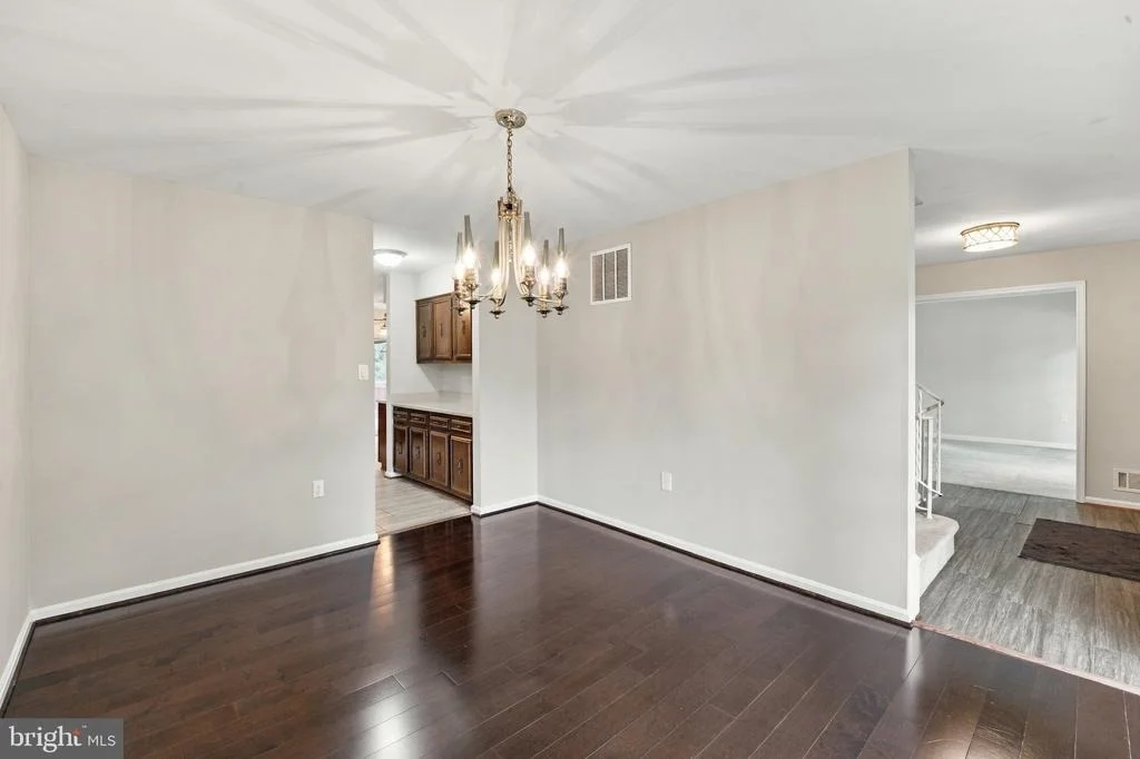 Photo of 16005 WALLINGFORD ROAD