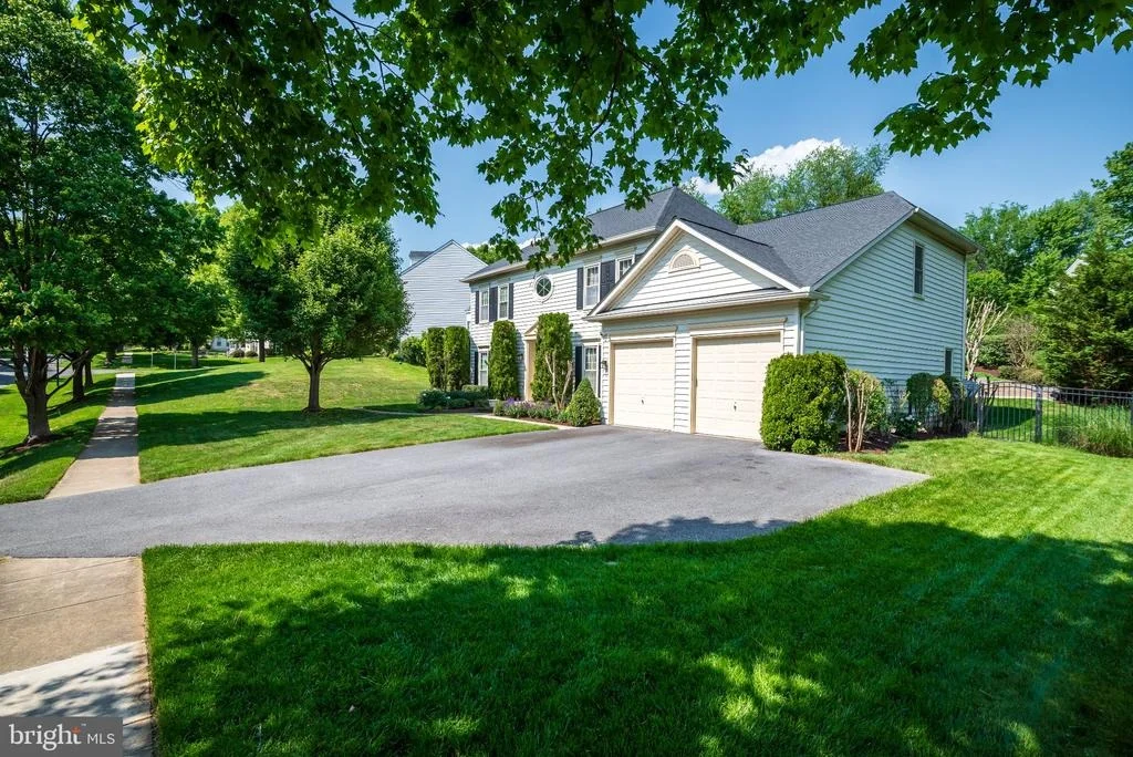Photo of 10013 PURITAN WAY