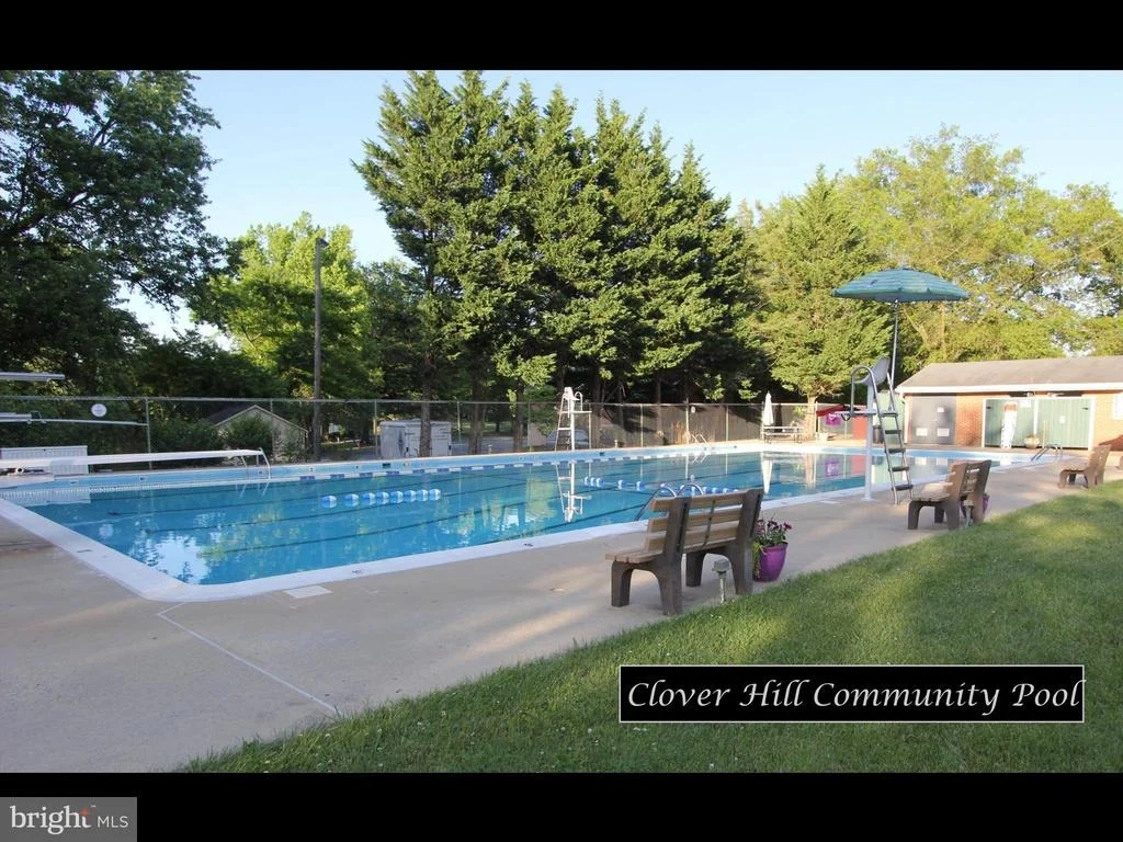 Photo of 6759 MEADOWSIDE DRIVE