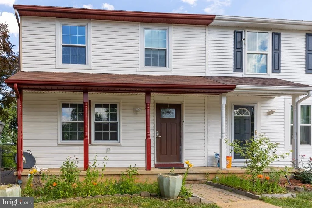 Photo of 178 STONEGATE DRIVE