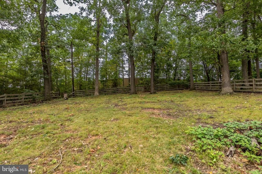 Photo of 1612 WEYBURN ROAD