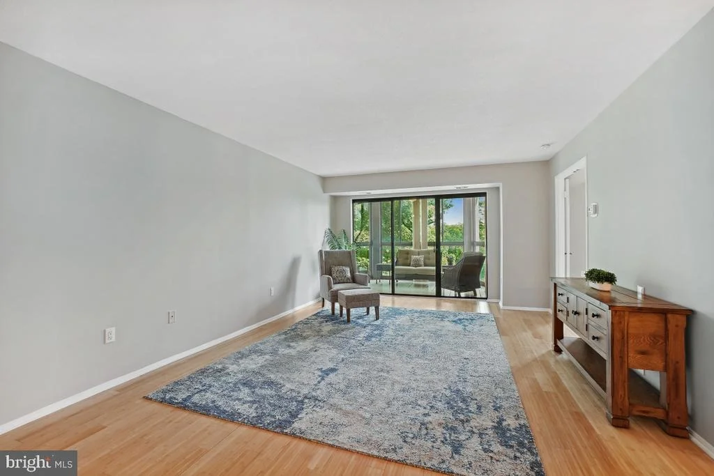 Photo of Unit 4522 at 15100 INTERLACHEN DRIVE