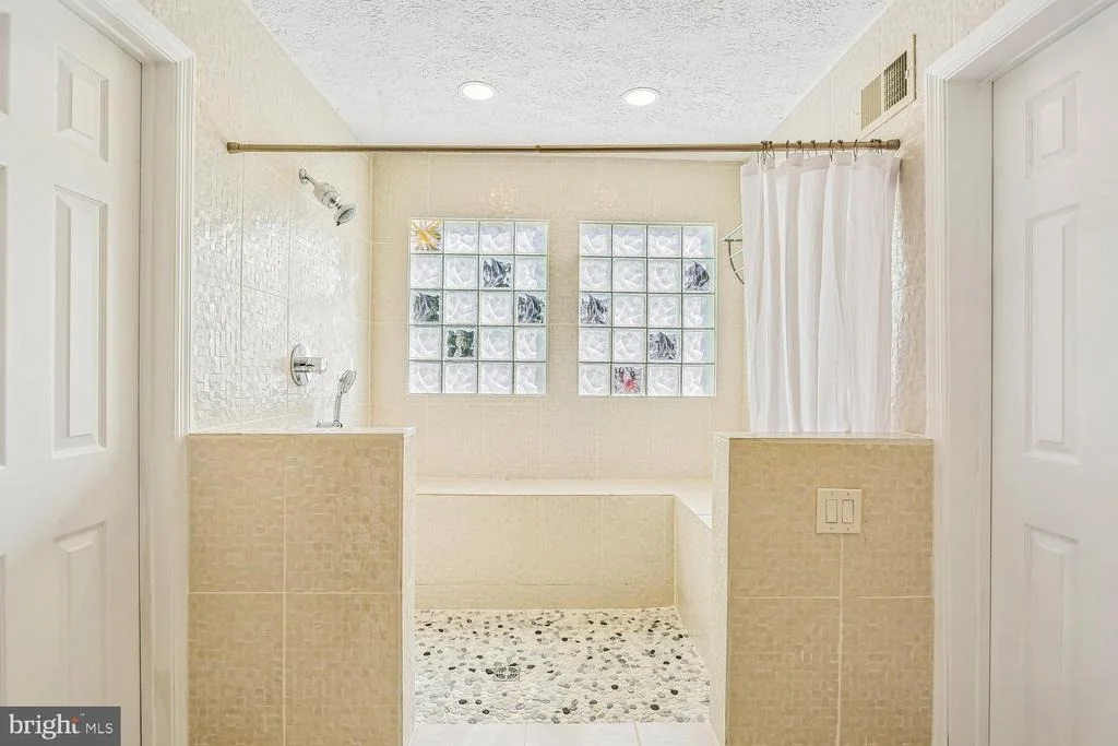 Photo of 11568 PARAMUS DRIVE