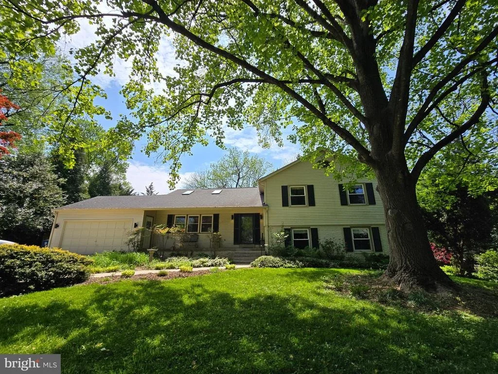 Photo of 7328 CENTENNIAL ROAD
