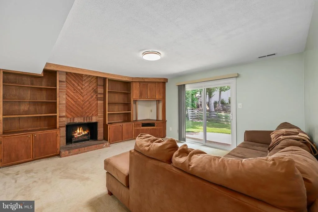 Photo of 16008 FAIRWAY DRIVE