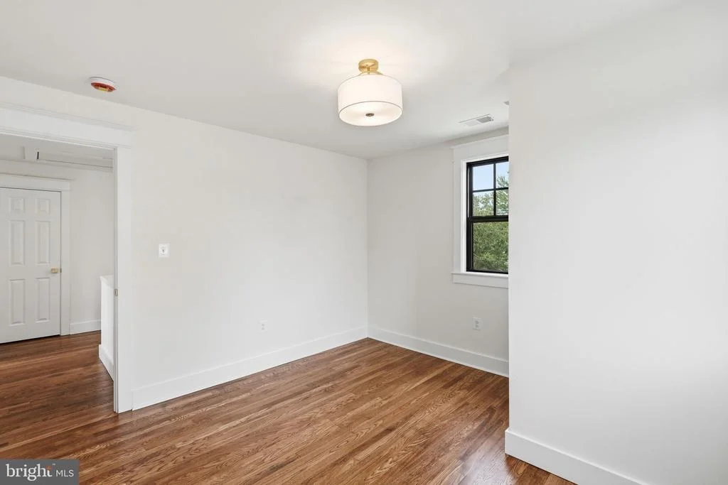 Photo of 2605 33RD STREET SE