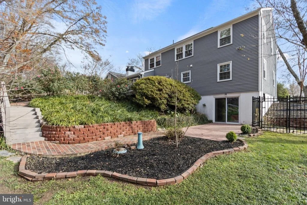 Photo of 3011 BONVIEW LANE