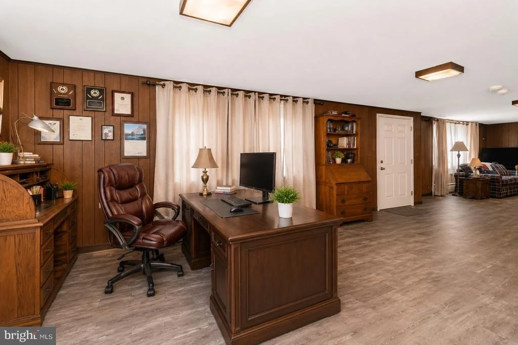 Photo of 6213 WHITE OAK DRIVE