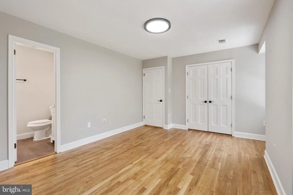 Photo of 10418 ADEL ROAD