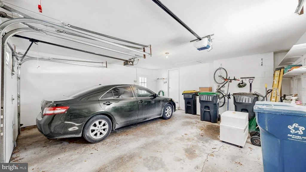 Photo of 102 MERIDEN DRIVE