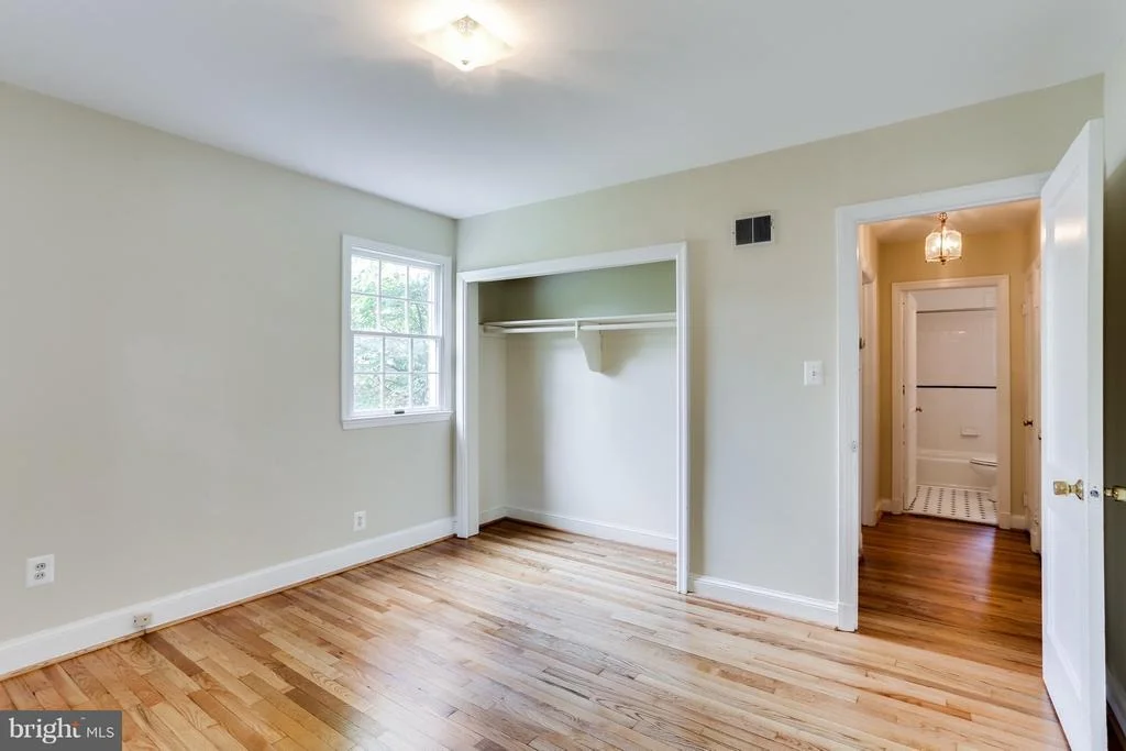 Photo of 514 KERWIN ROAD