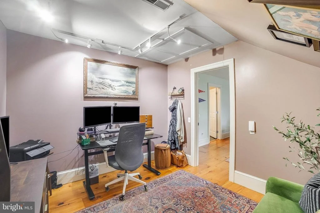 Photo of 30328 SEAFORD ROAD