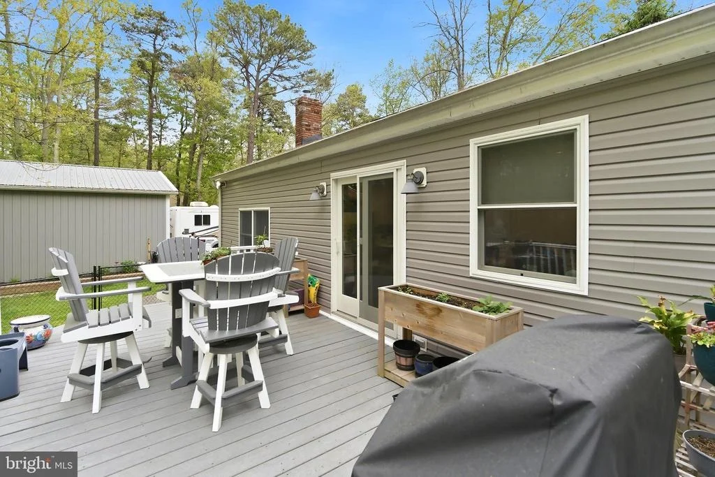 Photo of 33 RED OAK DRIVE