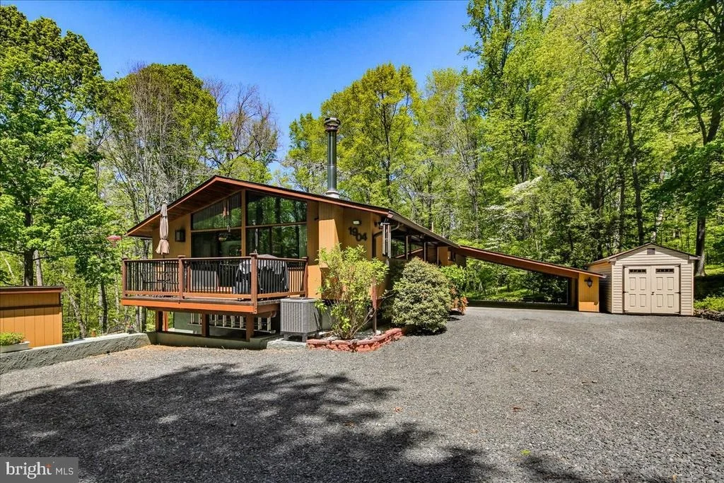 Photo of 1904 NOBLES MILL ROAD