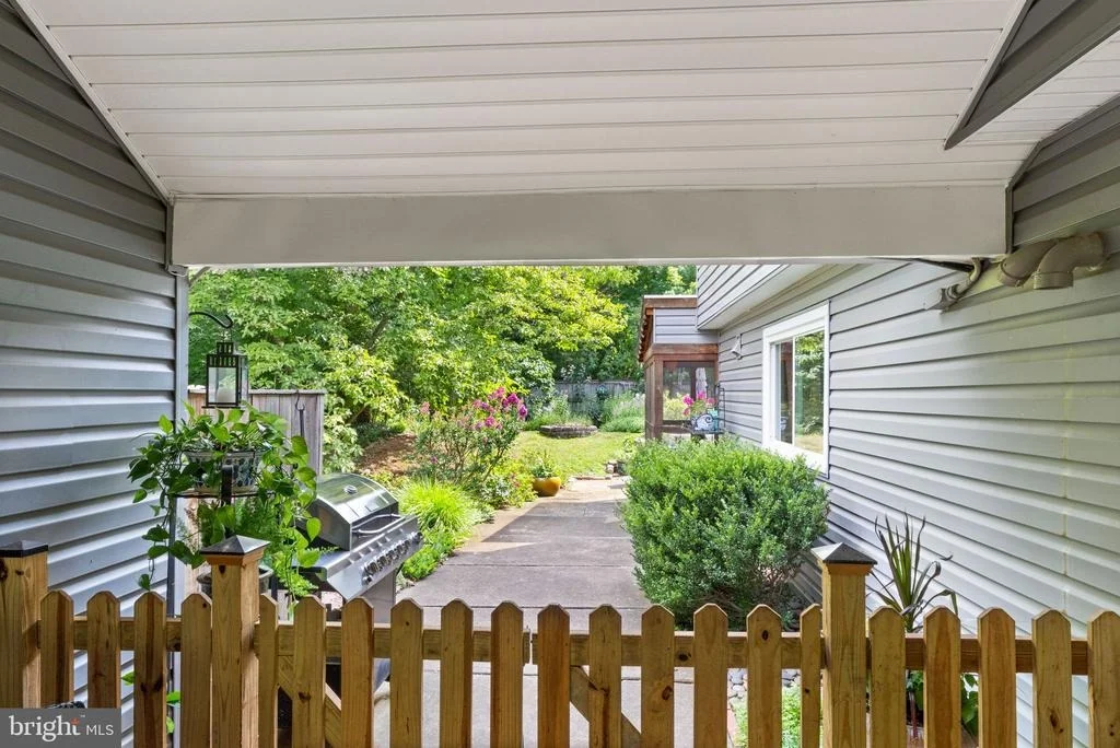 Photo of 314 AVONDALE DRIVE