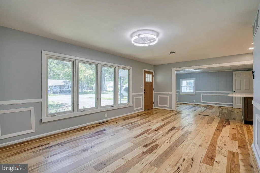 Photo of 10 BAY VIEW AVENUE