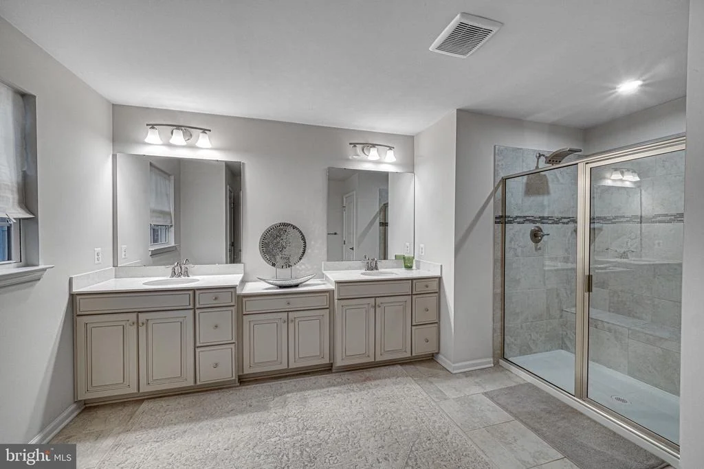 Photo of 13511 HEBRON LANE