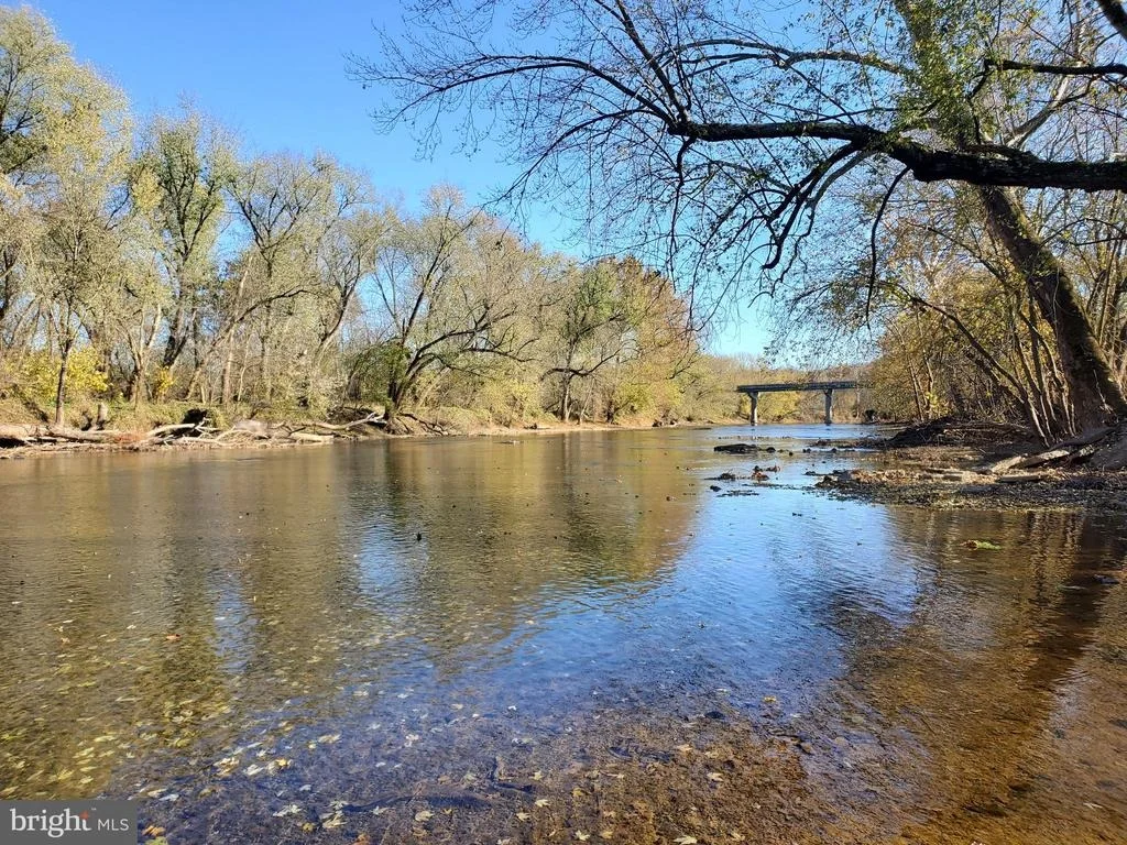 Photo of 2731 MONOCACY BOTTOM ROAD