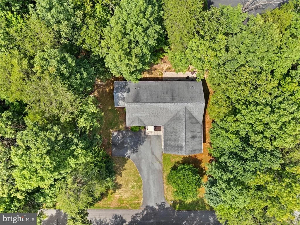 Photo of 178 PINEHURST DRIVE