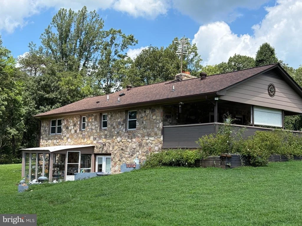 Photo of 2242 SHELBY ROAD