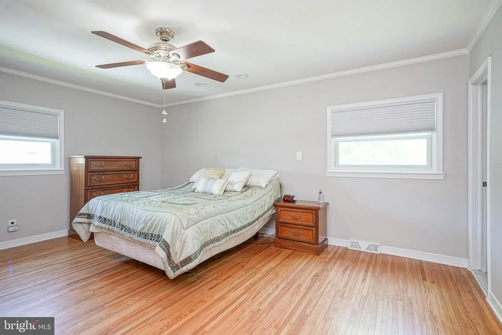 Photo of 1237 HEARTWOOD DRIVE