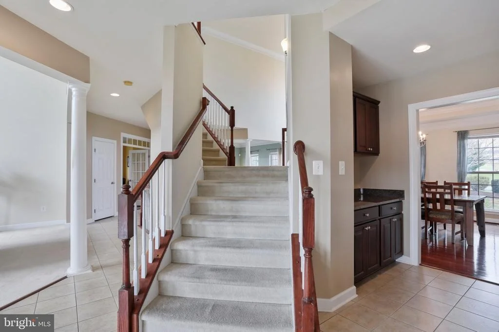 Photo of 10138 ROULETTE DRIVE