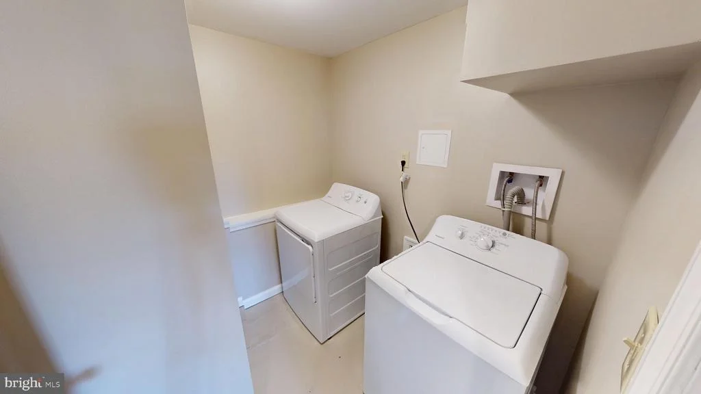 Photo of 1180 BANNISTER CIRCLE