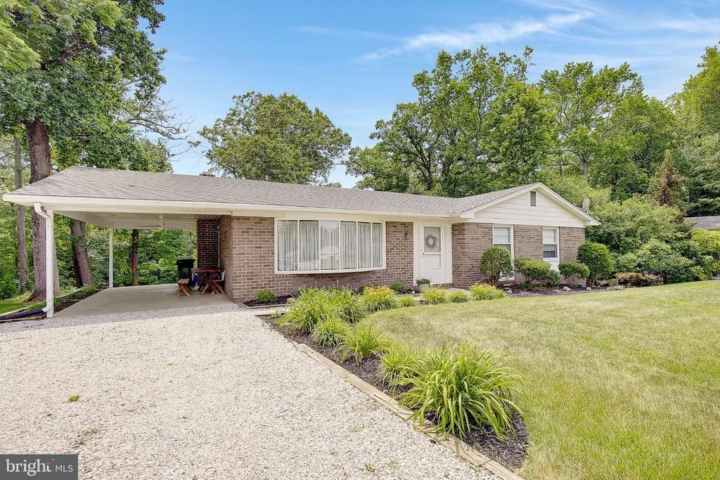 Photo of 3088 TUDOR HALL ROAD