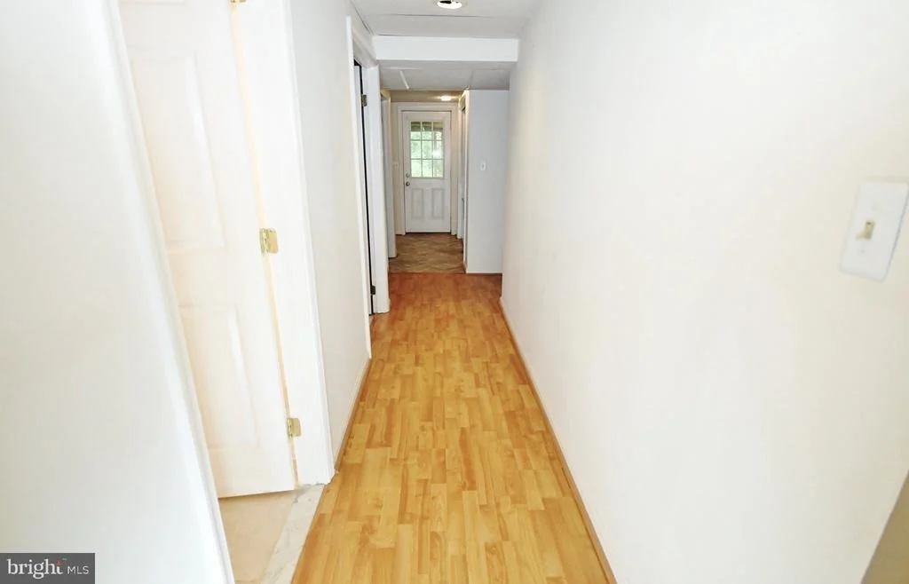 Photo of 5504 INVERCHAPEL ROAD