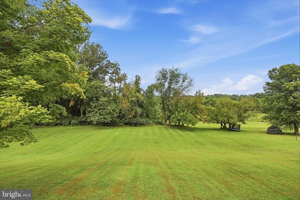 Photo of 376 WINGED FOOT DRIVE