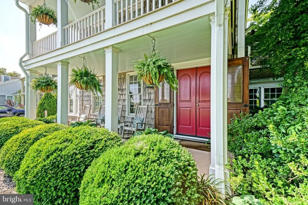 Photo of 558 PILOTTOWN ROAD