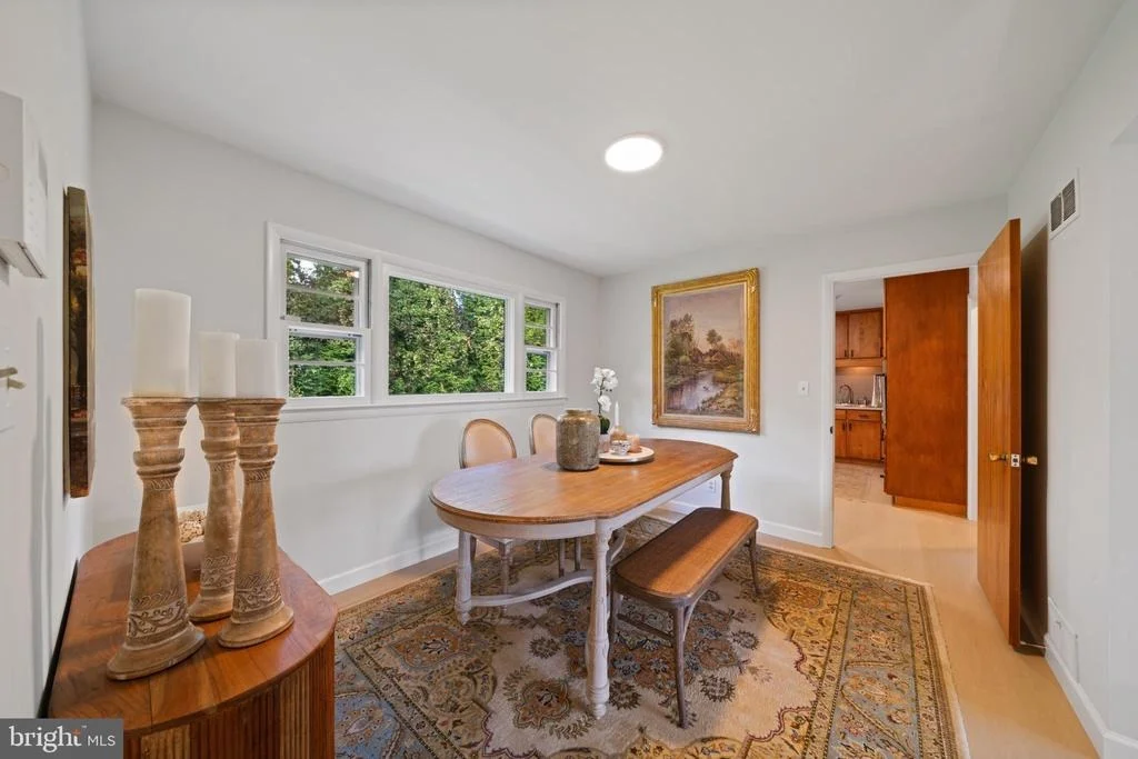 Photo of 11809 COLLINS DRIVE