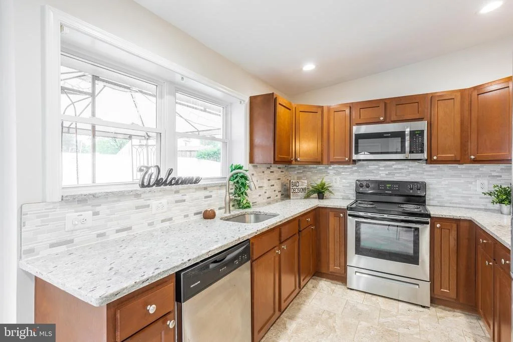 Photo of 1020 THOMAS ROAD