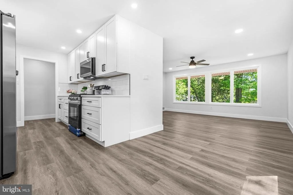 Photo of 4501 APPLE TREE DRIVE