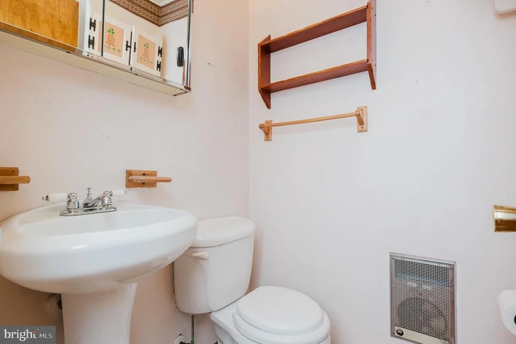 Photo of 1306 GRANDVIEW COURT