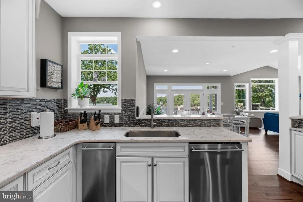 Photo of 1162 OAK VIEW DRIVE