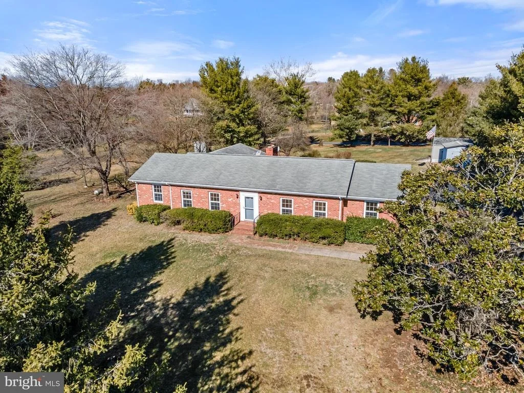 Photo of 19261 BRANDY ROAD