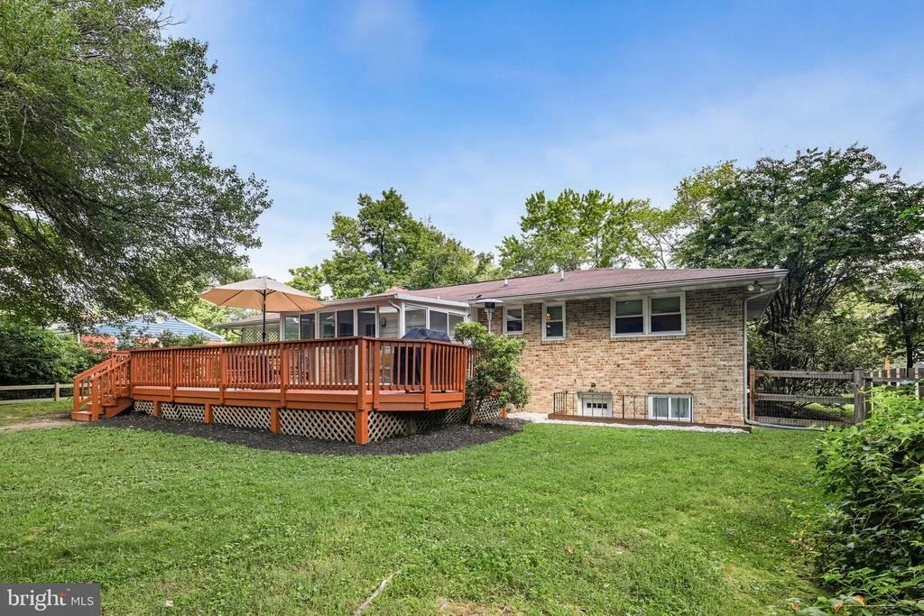Photo of 10209 DONLEIGH DRIVE