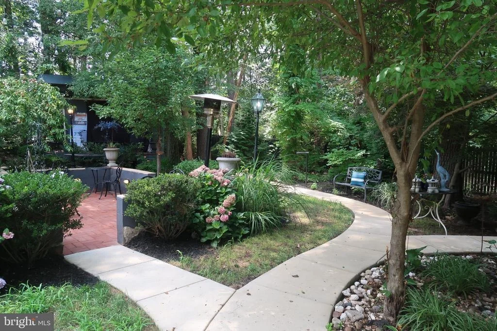 Photo of 338 FAIRFIELD DRIVE FAIRFIELD DRIVE