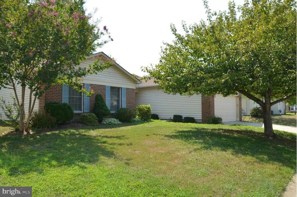 Photo of 837 COXSWAIN WAY